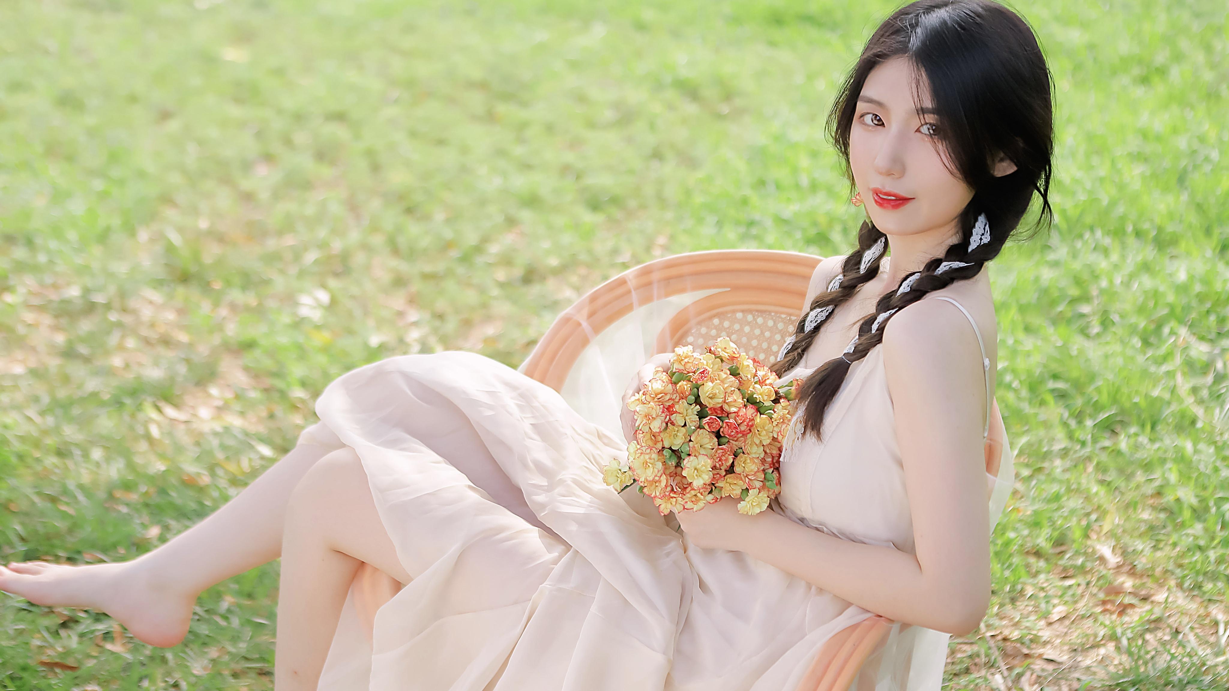 人民日报：无关工作的线上打卡，岂能转发给社区干部？